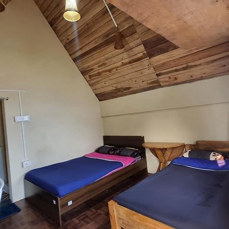 I Basa Homestay Sohrarim Екстериор снимка