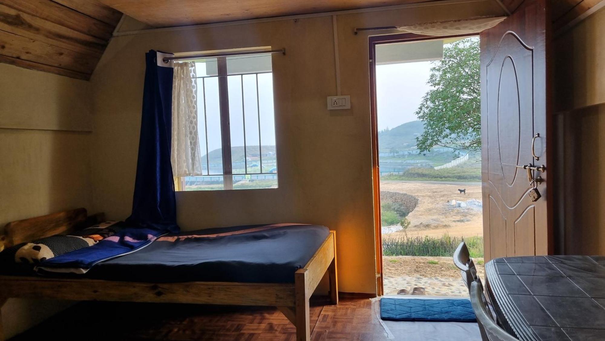I Basa Homestay Sohrarim Екстериор снимка